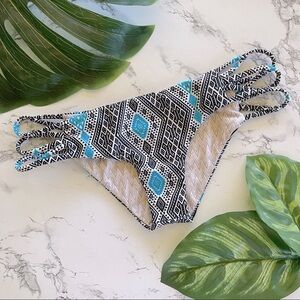 acacia swimwear LaRiviera Thai print size M
